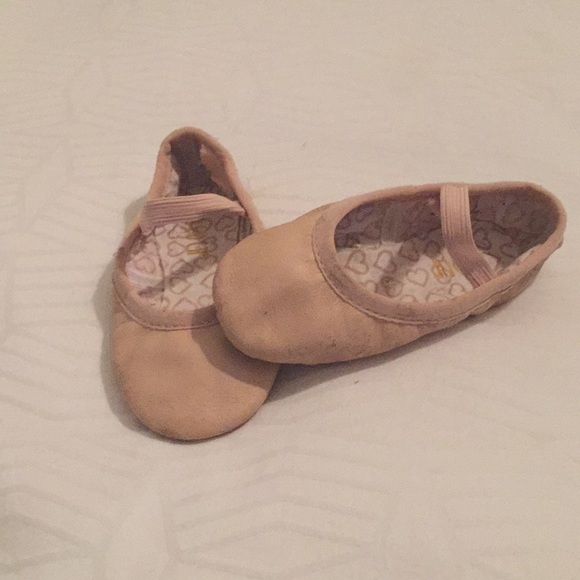 bloch ballet shoes girls